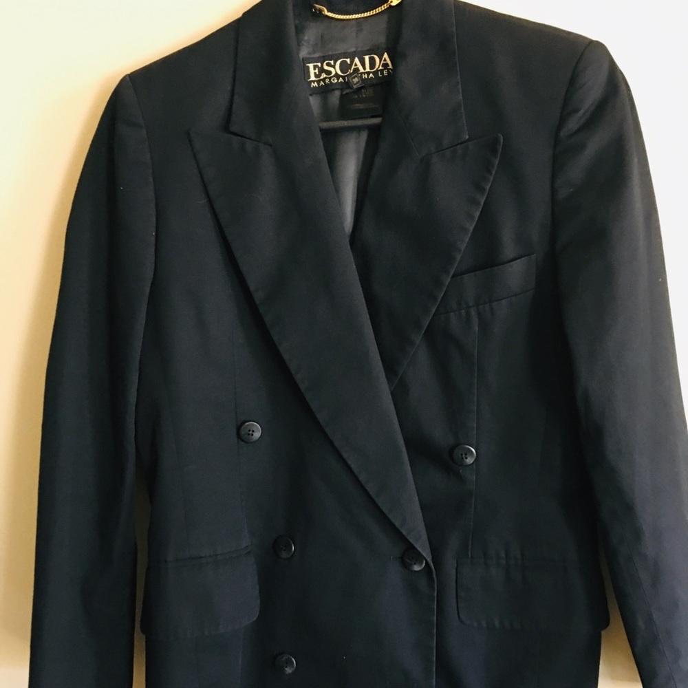 Women’s suit jacket